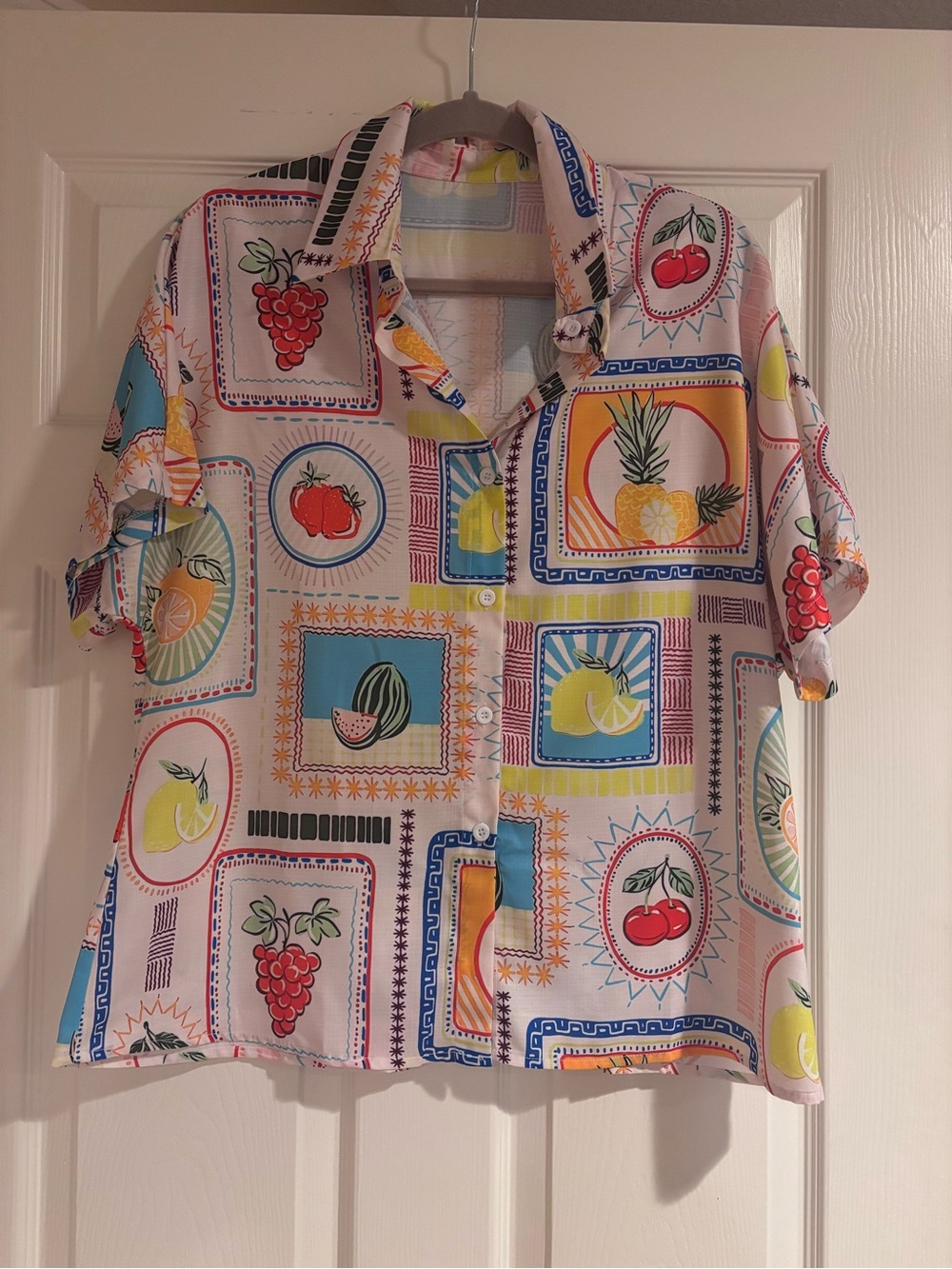 Women’s Multicolor Fruit Print Short-Sleeve Button Shirt - M
